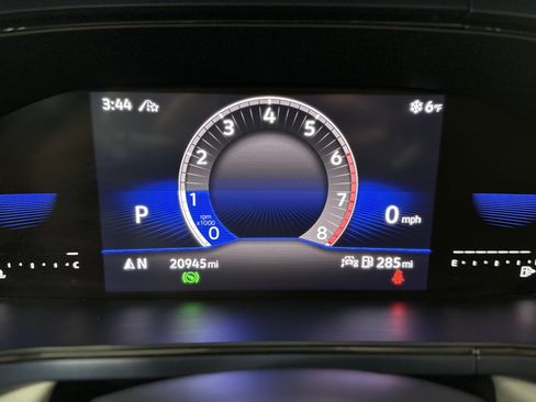 Certified 2022 Volkswagen Taos SE image 18