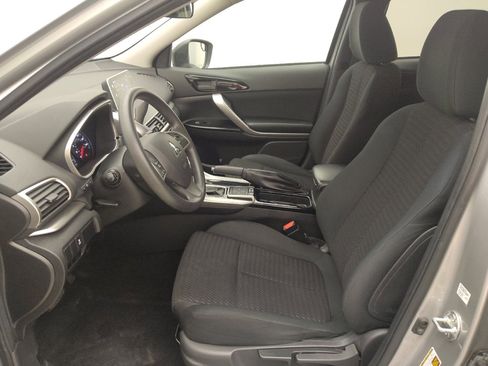 Used 2019 Mitsubishi Eclipse Cross LE image 17