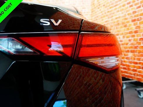 Certified 2022 Nissan Sentra SV image 79