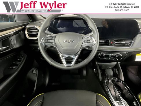 New 2026 Chevrolet TrailBlazer ACTIV w/ Convenience Package FWD image 9