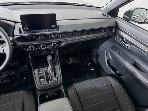 Used 2025 Honda CR-V Sport image 26