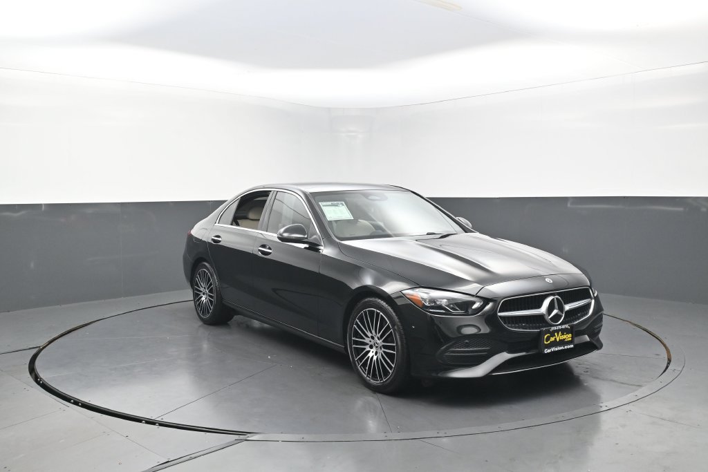 Used 2025 Mercedes-Benz C 300 4MATIC Sedan w/ Exclusive Trim Package image 5