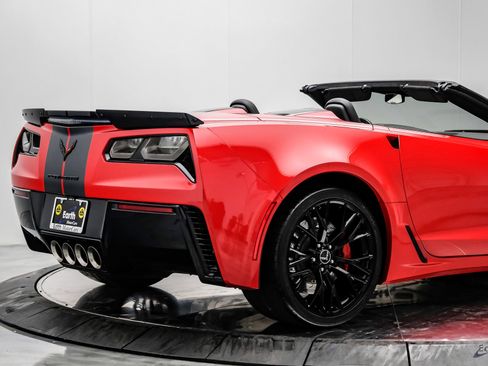 Used 2015 Chevrolet Corvette Z06 w/ 3LZ Preferred Equipment Group image 21