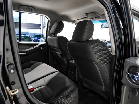 Used 2015 Nissan Xterra PRO-4X AWD/4WD image 33