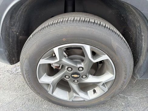 Used 2024 Chevrolet Trax LT image 24