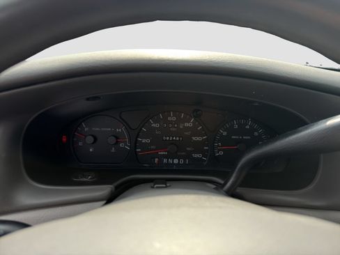 Used 2003 Ford Taurus SE FWD image 11