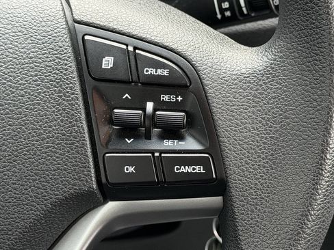 Used 2017 Hyundai Tucson SE AWD/4WD image 22