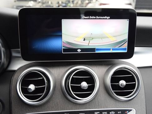 Used 2019 Mercedes-Benz C 300 Sedan image 32