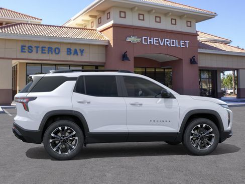 New 2026 Chevrolet Equinox RS w/ Convenience Package III FWD image 29