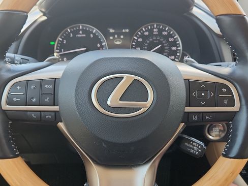 Used 2022 Lexus RX 350L FWD w/ Premium Package image 19
