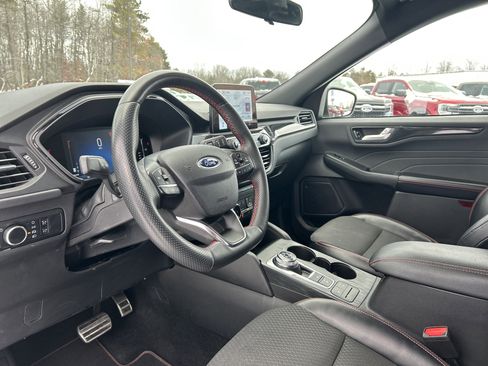 Certified 2023 Ford Escape ST-Line image 14
