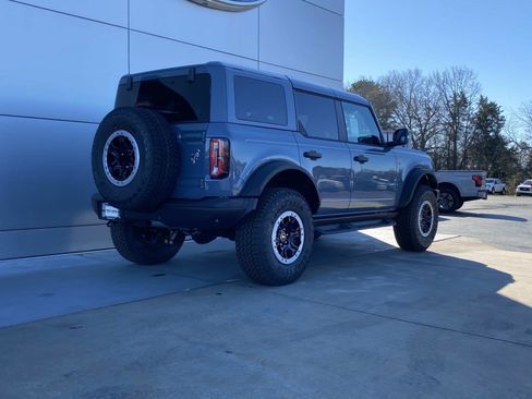 New 2025 Ford Bronco Badlands image 4