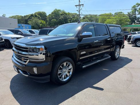 Used 2017 Chevrolet Silverado 1500 High Country AWD/4WD image 2