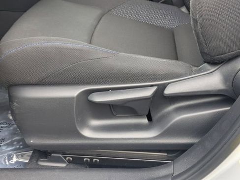 Used 2022 Toyota Corolla SE FWD image 18