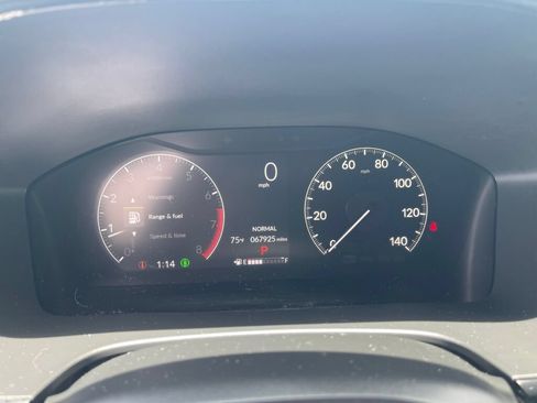 Used 2024 Honda CR-V LX image 18