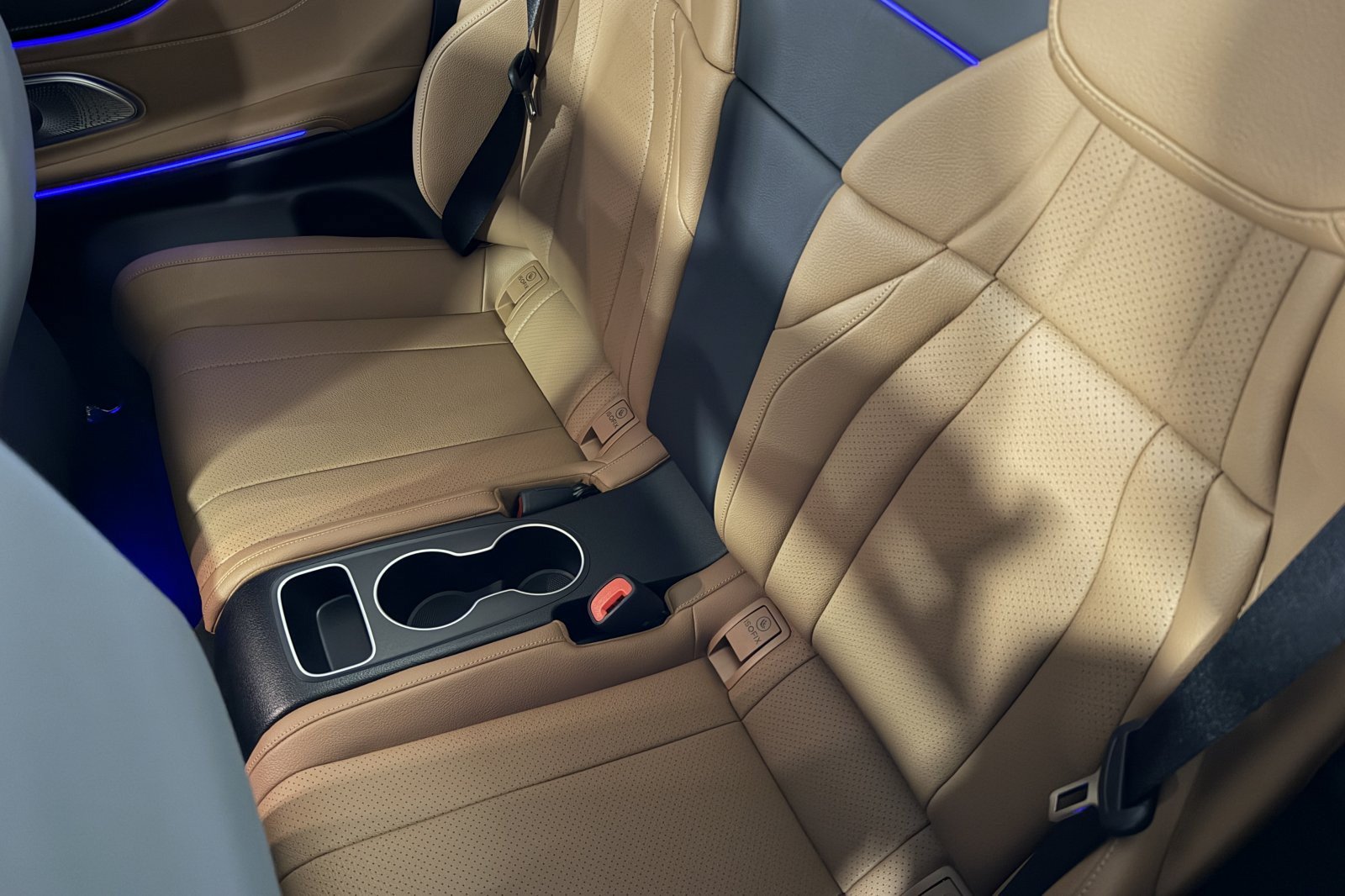 New 2027 Mercedes-Benz CLE 450 4MATIC Cabriolet image 12