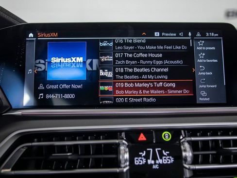 Used 2023 BMW X5 xDrive40i w/ M Sport Package AWD/4WD image 26