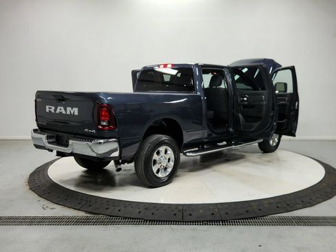 Used 2025 RAM 2500 Big Horn AWD/4WD image 16