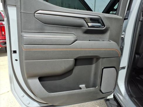Used 2025 GMC Sierra 1500 AT4 w/ AT4 Premium Package AWD/4WD image 22