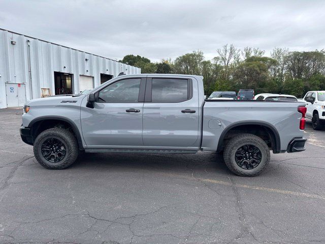 Used 2024 Chevrolet Silverado 1500 ZR2 w/ Technology Package AWD/4WD image 5