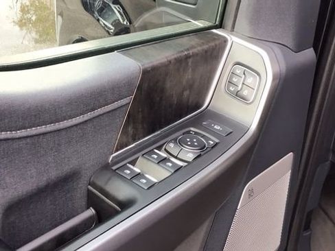 Certified 2025 Ford F350 Lariat w/ Lariat Ultimate Package image 15