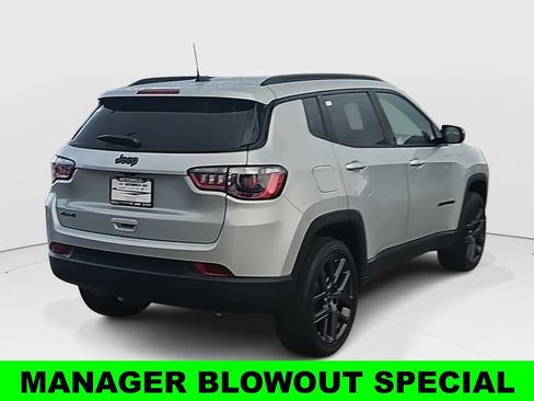 New 2026 Jeep Compass Latitude AWD/4WD image 3