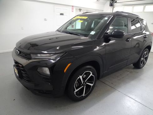 Used 2023 Chevrolet TrailBlazer RS w/ Sun and Liftgate Package AWD/4WD image 18