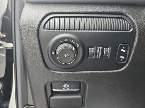 Used 2022 Jeep Wagoneer Series I w/ Premium Group I RWD image 29