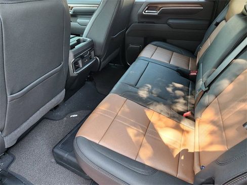 New 2026 Chevrolet Silverado 3500 High Country w/ High Country Premium Package AWD/4WD image 31