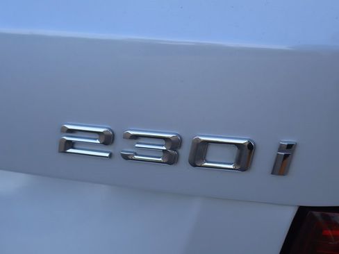 Used 2018 BMW 230i Coupe image 10