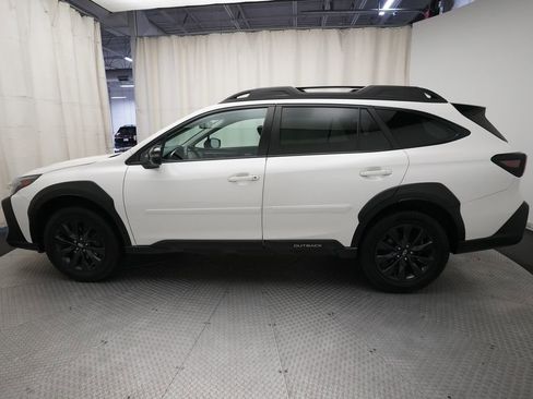 Certified 2023 Subaru Outback Onyx Edition AWD/4WD image 23