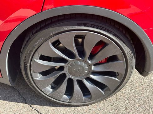 Used 2021 Tesla Model Y Performance AWD/4WD image 6