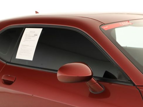 Used 2020 Dodge Challenger SXT image 32