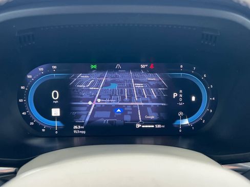 Used 2023 Volvo XC60 B5 Plus image 31