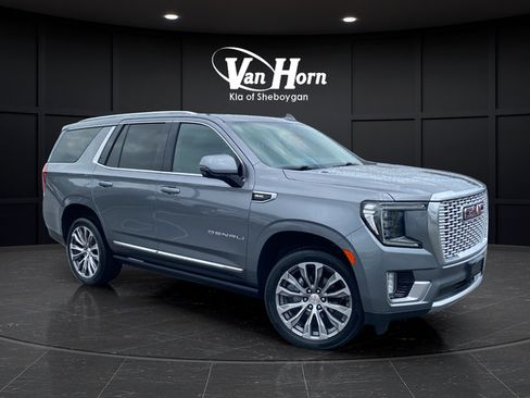 Used 2021 GMC Yukon Denali w/ Denali Premium Package AWD/4WD image 1