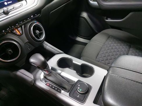 Used 2019 Chevrolet Blazer LT image 26