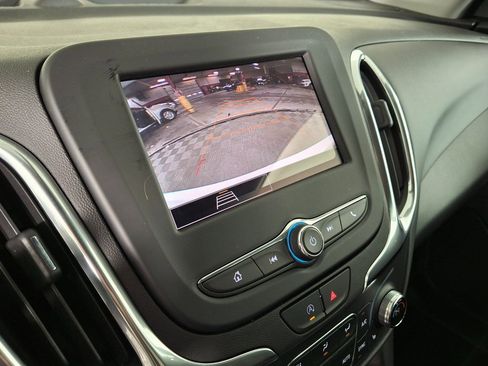 Used 2022 Chevrolet Equinox LT image 21