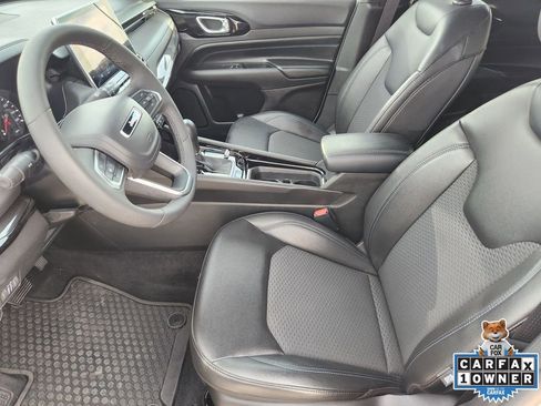 Used 2025 Jeep Compass Latitude w/ Convenience Group image 15