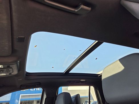 Used 2021 Chevrolet Tahoe Z71 w/ Rear Media and Nav Package image 2