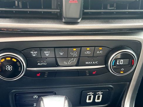 Used 2022 Ford EcoSport SE AWD/4WD image 15