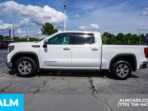 Used 2025 GMC Sierra 1500 SLT RWD image 9