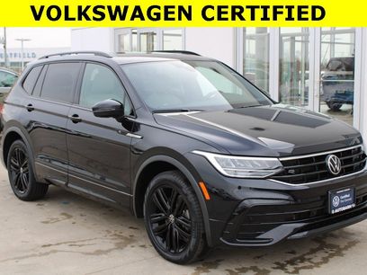 Certified 2022 Volkswagen Tiguan SE R-Line
