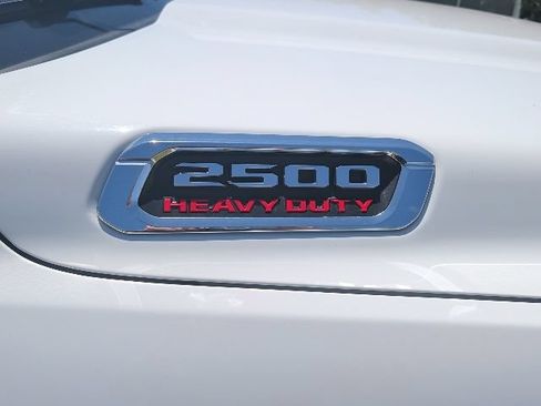 Used 2022 RAM 2500 Laramie AWD/4WD image 10
