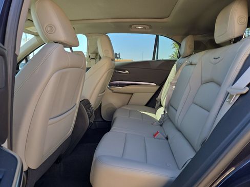 Used 2023 Cadillac XT4 Luxury w/ Cold Weather Package FWD image 13