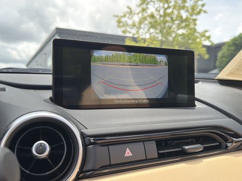 Used 2026 MAZDA MX-5 Miata RF Grand Touring RWD image 33
