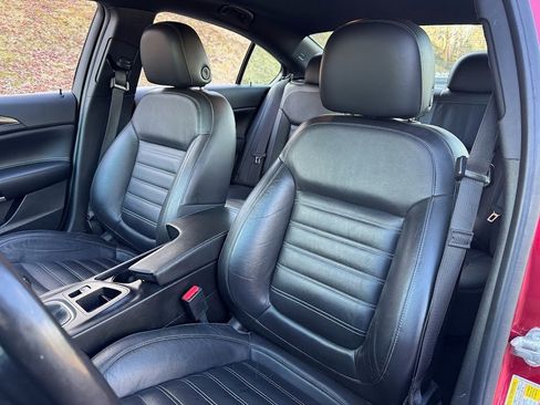 Used 2015 Buick Regal GS image 9