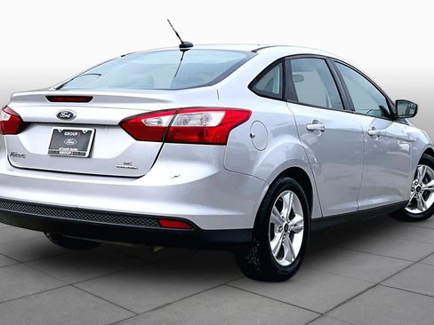 Used 2014 Ford Focus SE FWD image 13