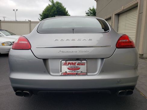 Used 2011 Porsche Panamera Turbo image 33