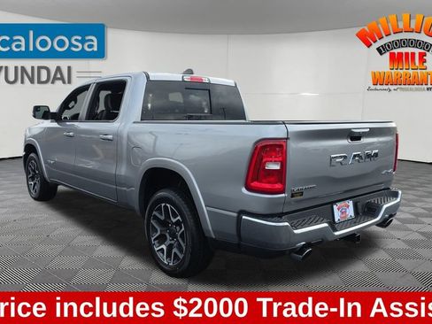 Used 2025 RAM 1500 Laramie AWD/4WD image 5