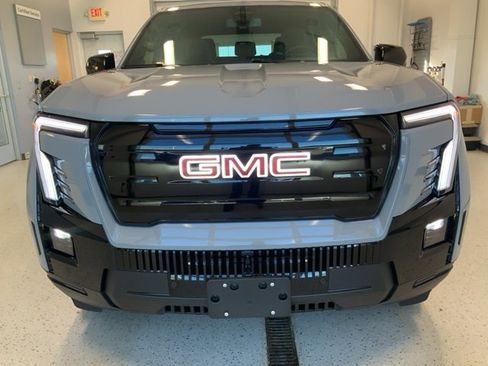 New 2026 GMC Sierra EV Elevation image 6